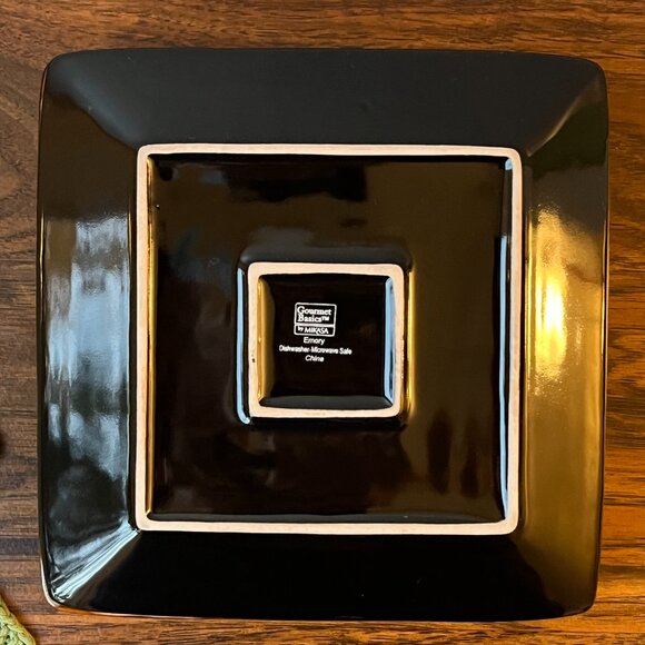 Gourmet Basics by Mikasa Emory 3 Salad / Dessert Plates Stoneware 8.5" - Picture 8 of 9